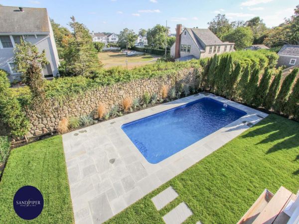 Cape Cod Home 994766