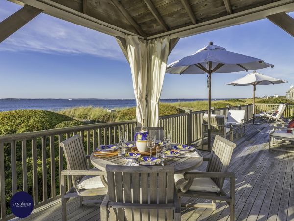 Cape Cod Home 994767