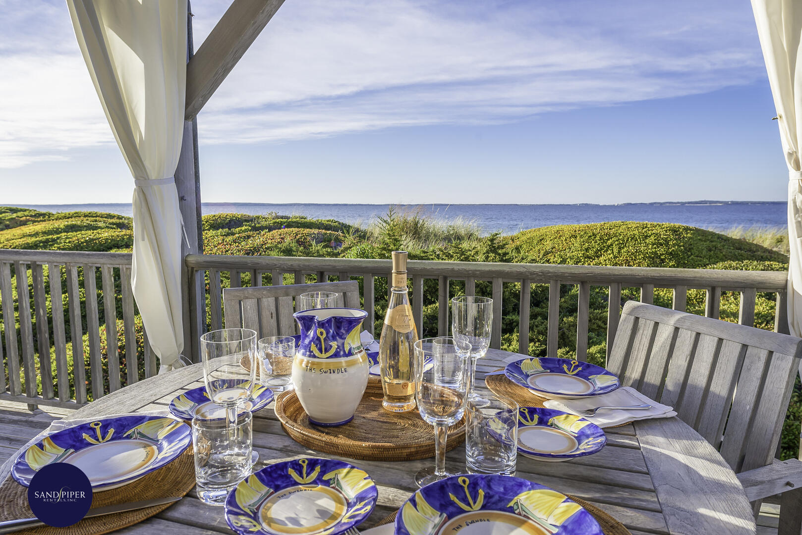 Cape Cod Home 994767