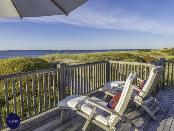 Cape Cod Home 994767