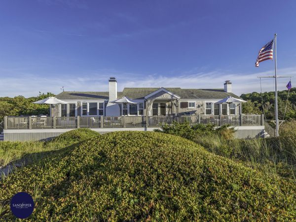 Cape Cod Home 994767