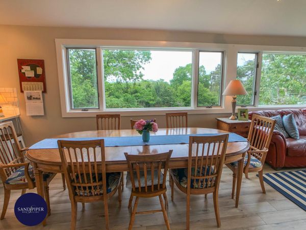 Cape Cod Home 994769