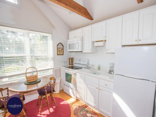 Cape Cod Home 994778