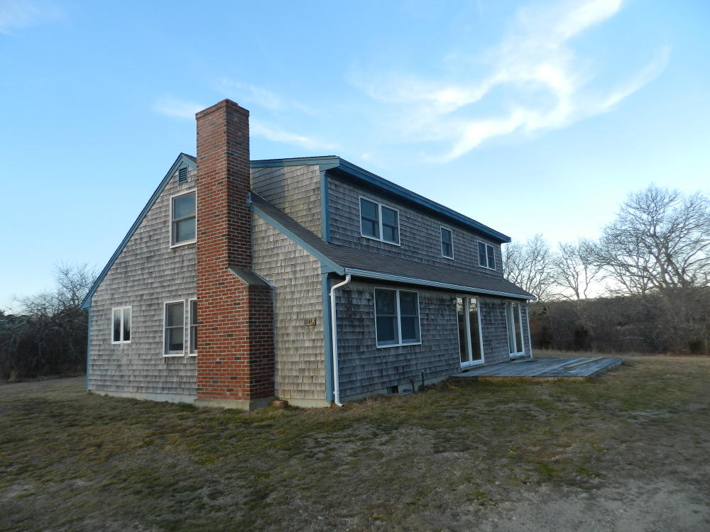Cape Cod Home 994779