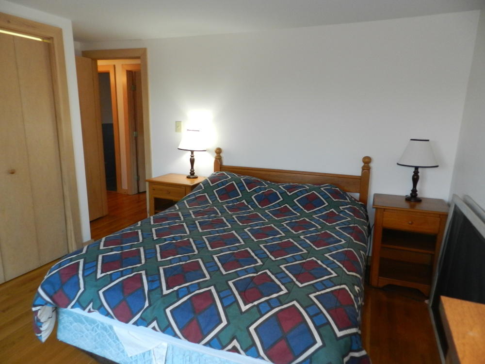 Cape Cod Home 994779