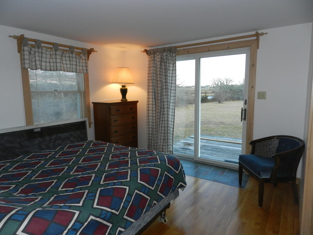 Cape Cod Home 994779