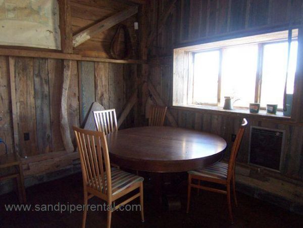 Cape Cod Home 994780