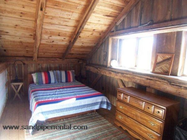 Cape Cod Home 994780