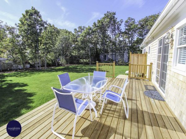 Cape Cod Home 994782