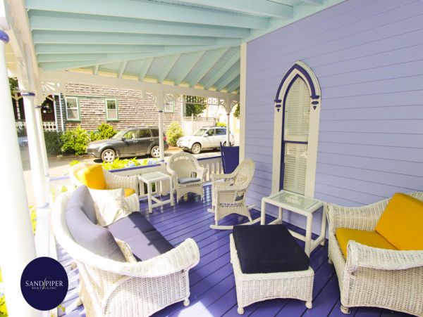 Cape Cod Home 994787