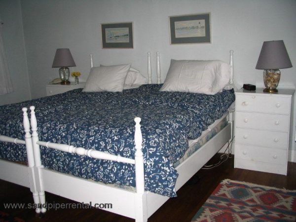 Cape Cod Home 994790