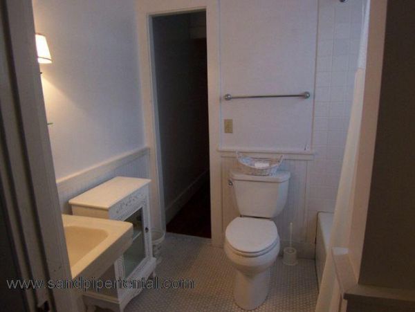 Cape Cod Home 994790