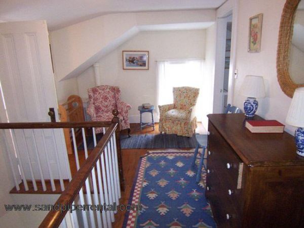 Cape Cod Home 994790
