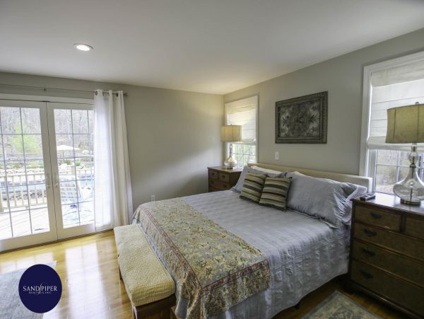 Cape Cod Home 994791