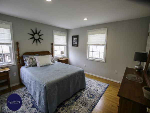 Cape Cod Home 994791