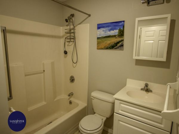 Cape Cod Home 994791