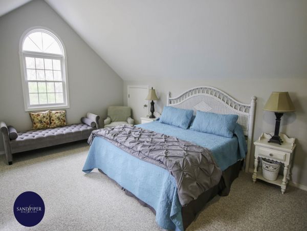 Cape Cod Home 994791