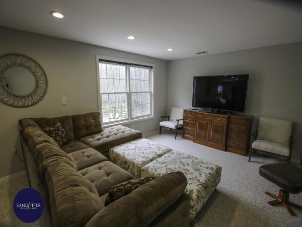 Cape Cod Home 994791