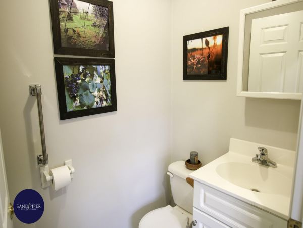 Cape Cod Home 994791