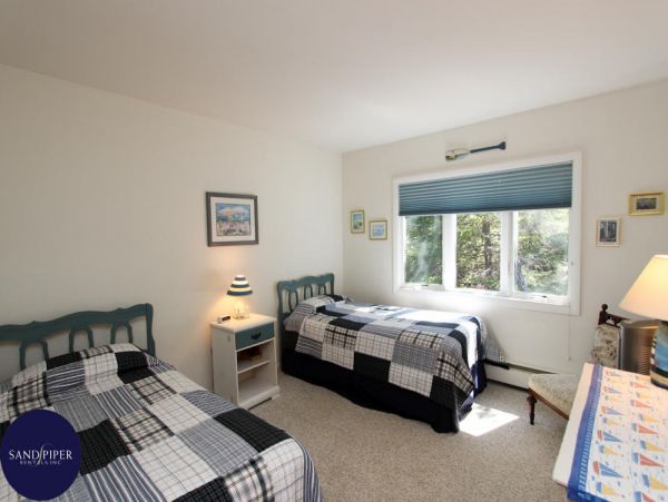 Cape Cod Home 994793