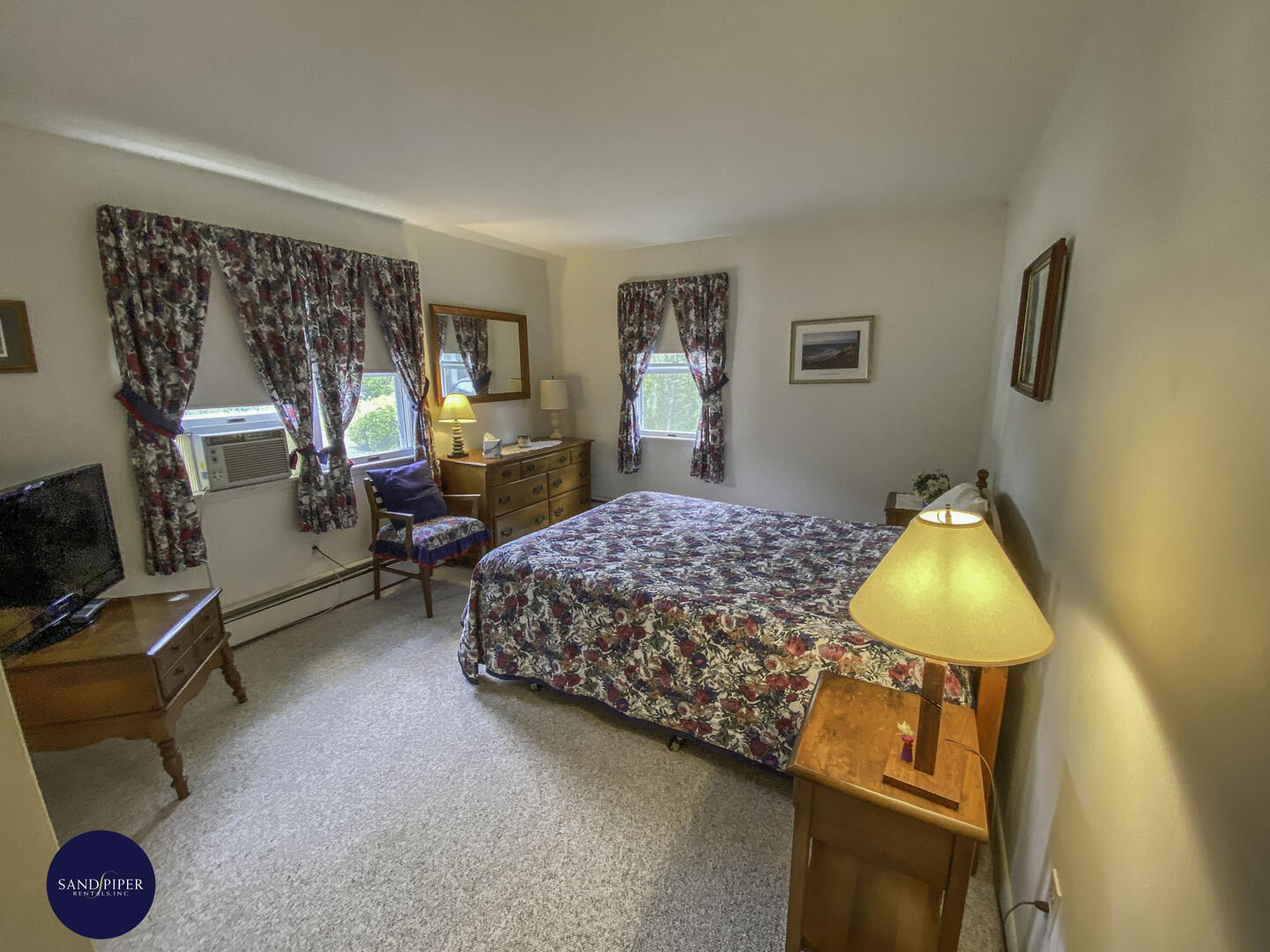 Cape Cod Home 994793