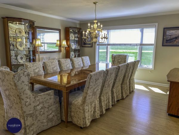 Cape Cod Home 994794