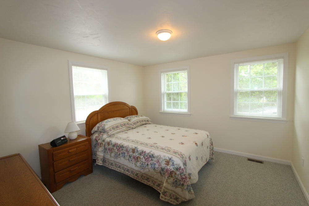 Cape Cod Home 994796