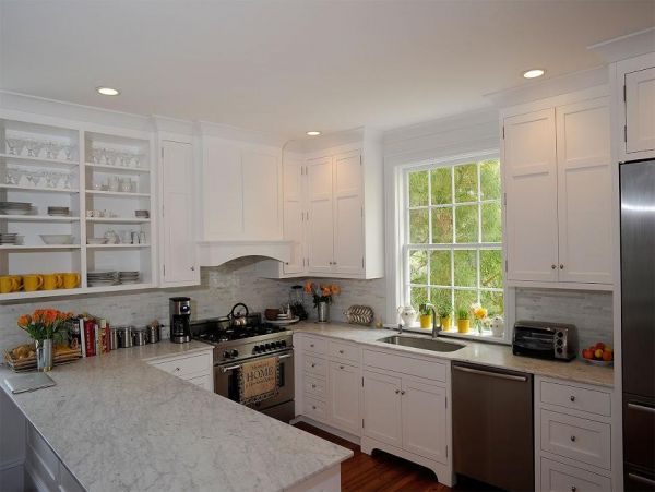 Cape Cod Home 994797