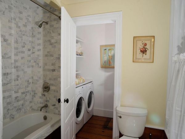 Cape Cod Home 994797