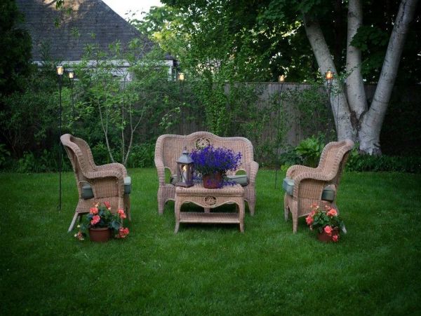 Cape Cod Home 994797