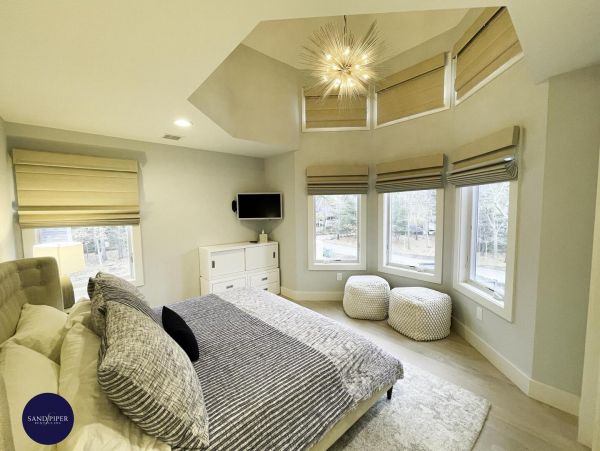Cape Cod Home 994798