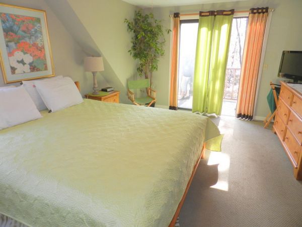 Cape Cod Home 994799