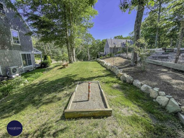 Cape Cod Home 994802