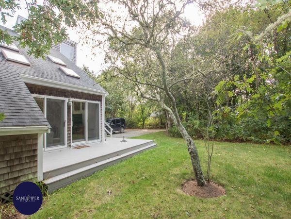 Cape Cod Home 994804