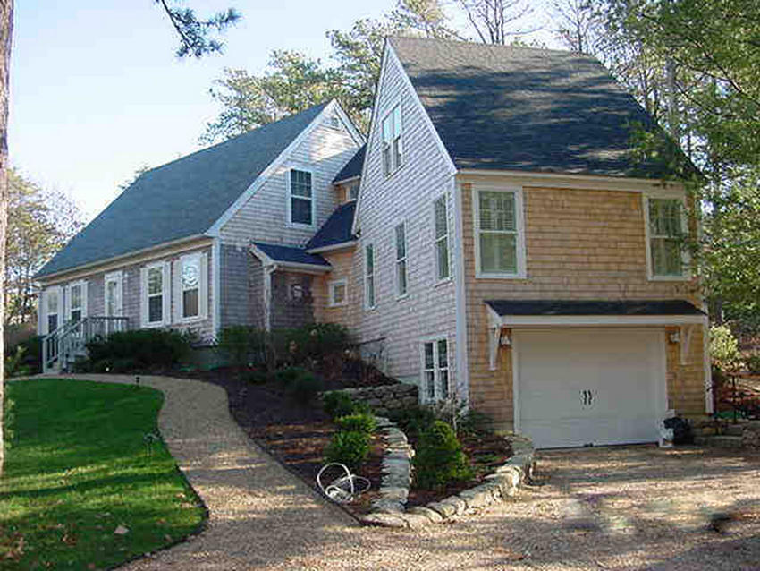 Cape Cod Home 994806