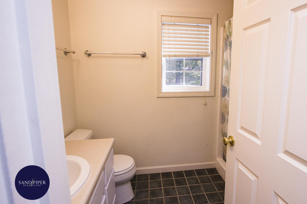 Cape Cod Home 994806