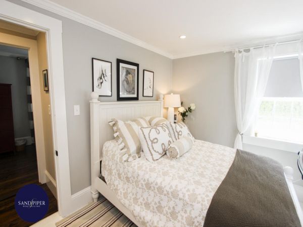 Cape Cod Home 994812