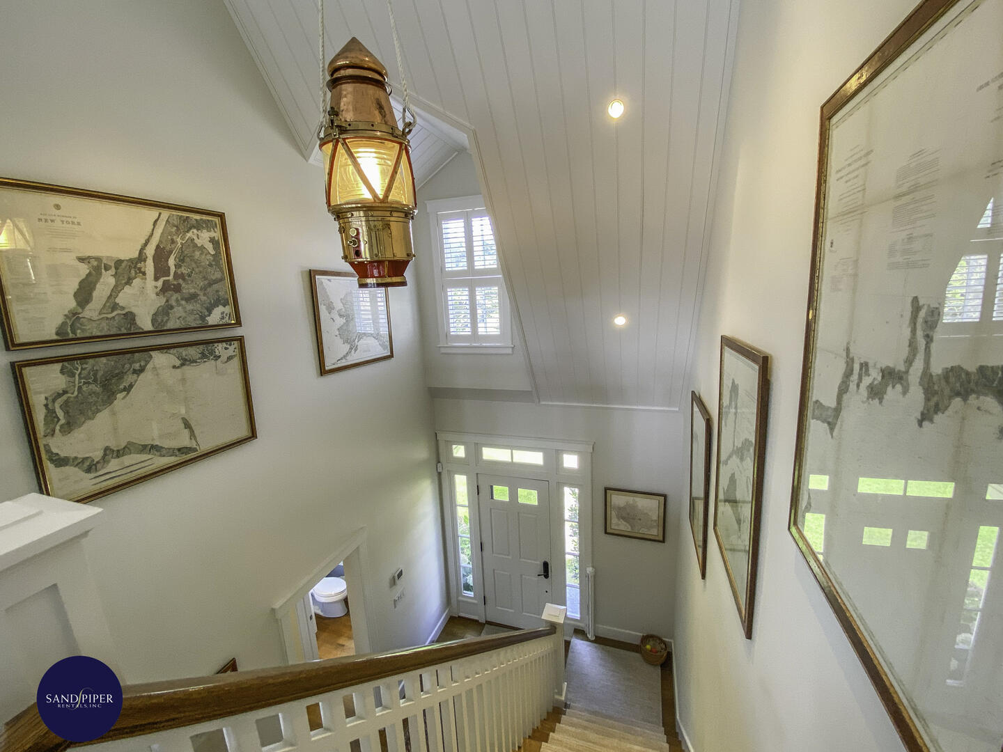 Cape Cod Home 994814