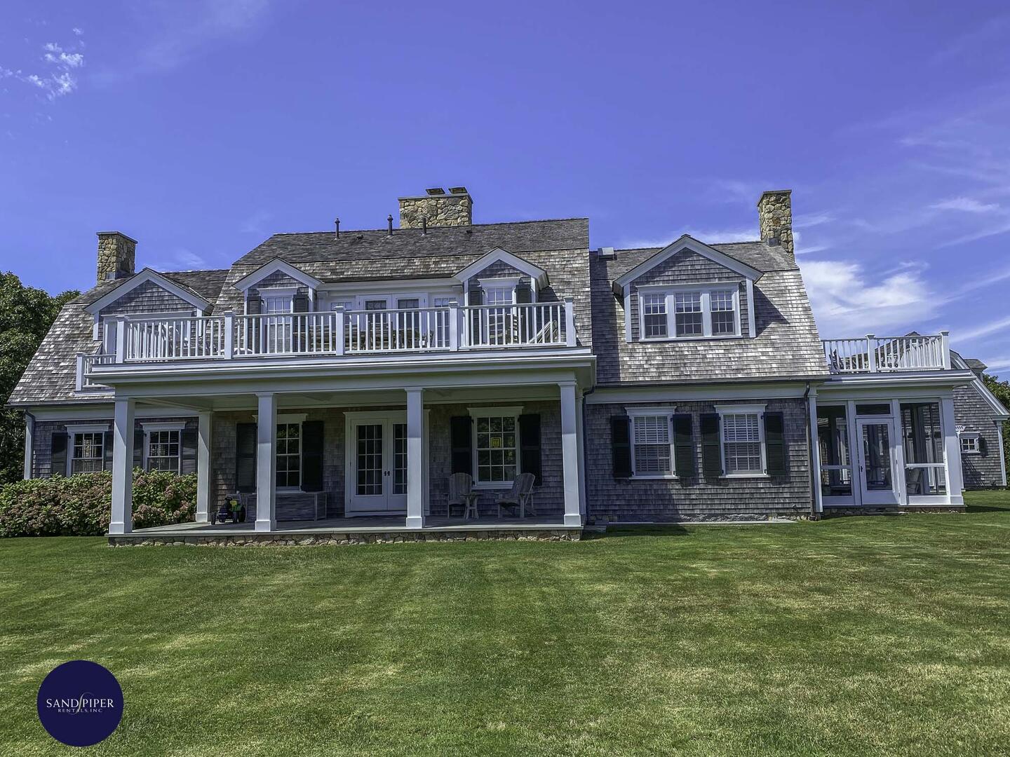 Cape Cod Home 994814