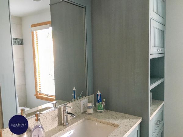 Cape Cod Home 994816