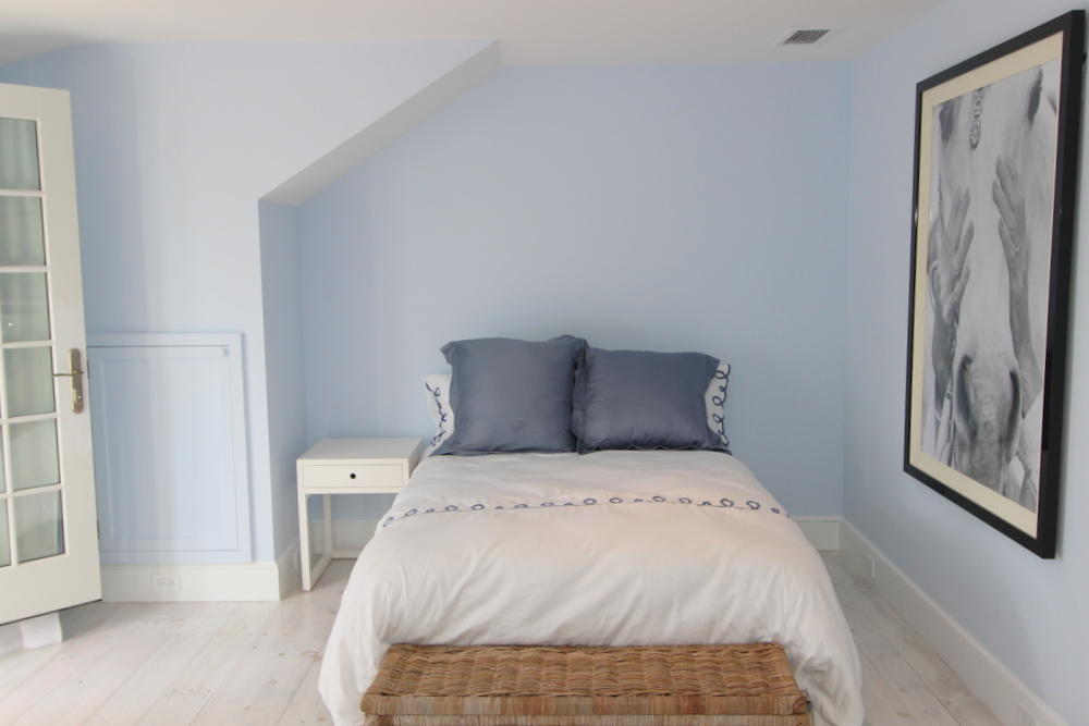 Cape Cod Home 994820