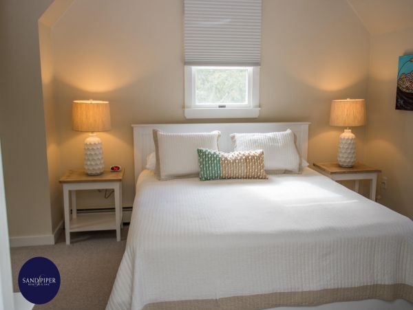 Cape Cod Home 994830