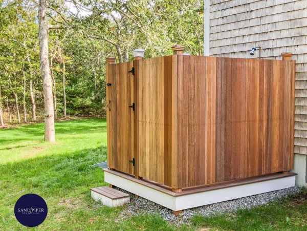 Cape Cod Home 994830