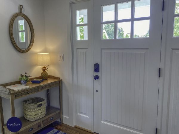 Cape Cod Home 994831