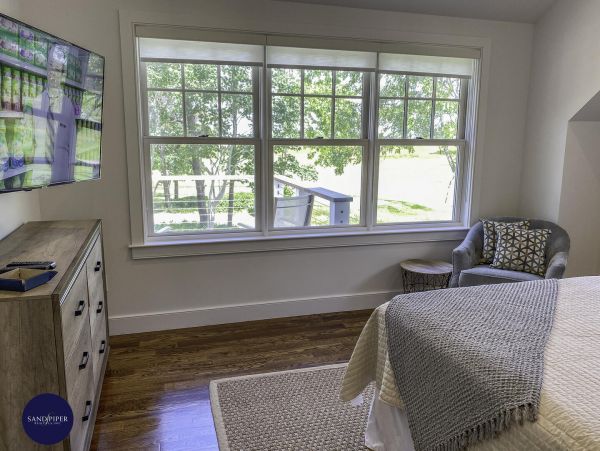Cape Cod Home 994831