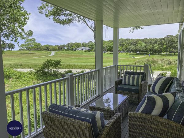 Cape Cod Home 994831