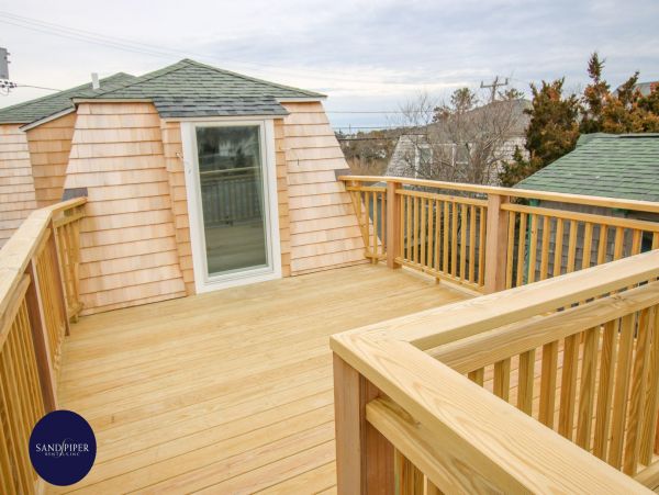 Cape Cod Home 994832