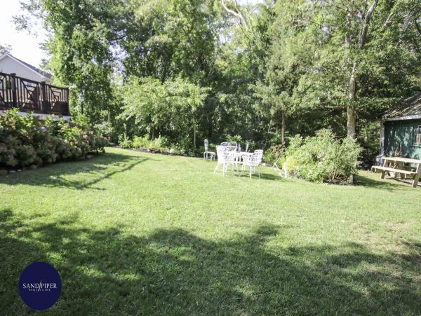 Cape Cod Home 994833