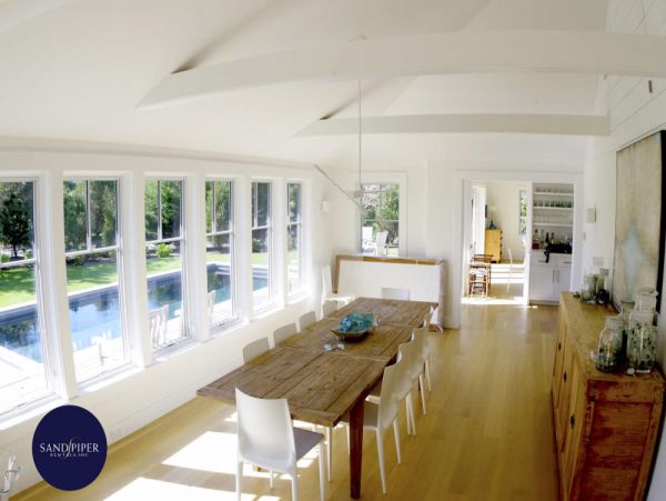 Cape Cod Home 994840