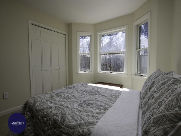 Cape Cod Home 994842